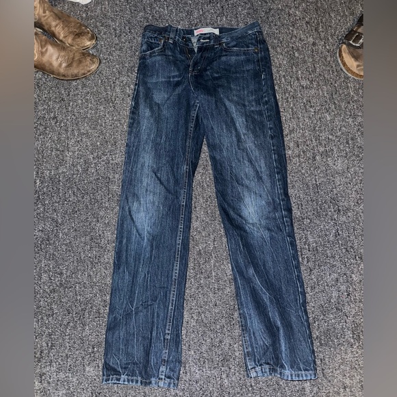 Levi Jeans super comfy, I bought them and couldn’t fit in them. - Picture 2 of 4